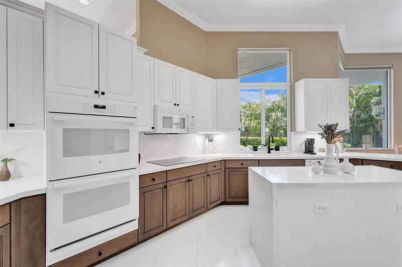 Image 12 of 39 For 287 Landings Blvd