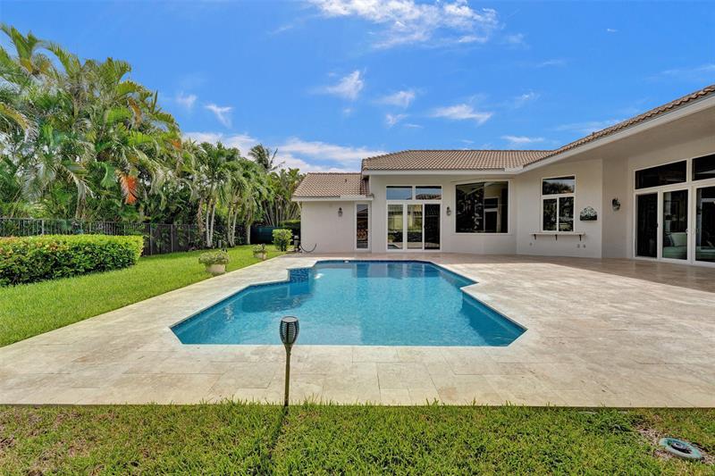 Image 31 of 39 For 287 Landings Blvd