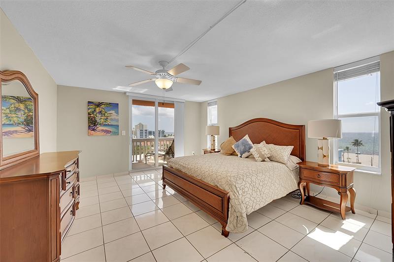 Image 29 of 52 For 801 Ocean Dr  806