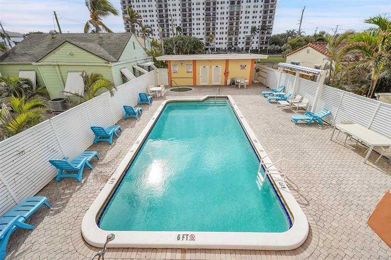 Image 41 of 52 For 801 Ocean Dr  806