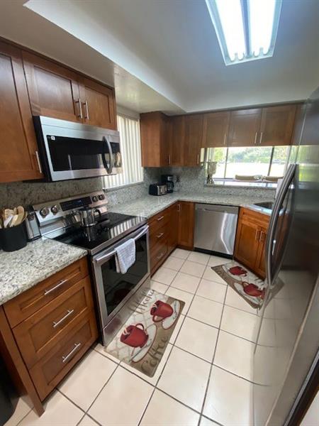 Image 5 of 12 For 11524 Terra Bella Blvd  11524