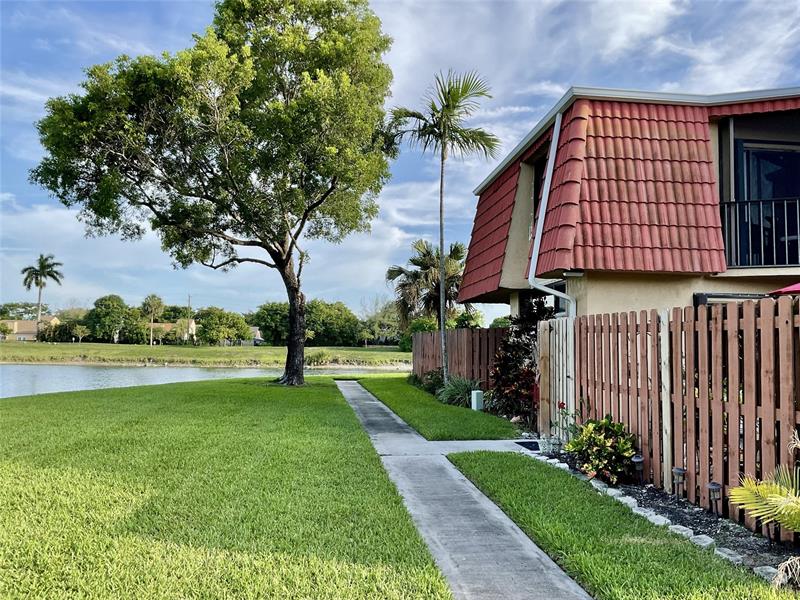 Details for 8376 Trent Ct  B, Boca Raton, FL 33433