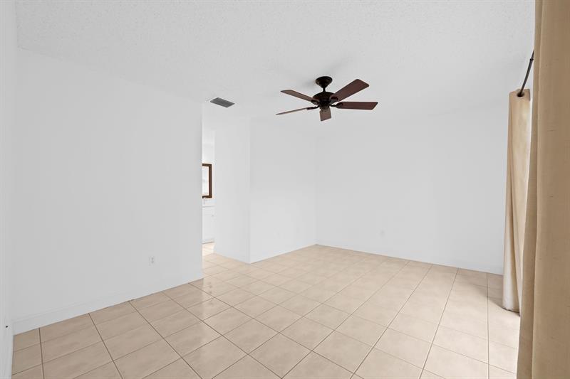 Image 11 of 24 For 9953 9th Ct  