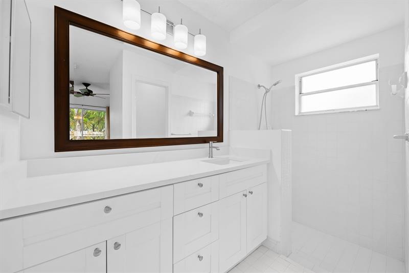 Image 13 of 24 For 9953 9th Ct  