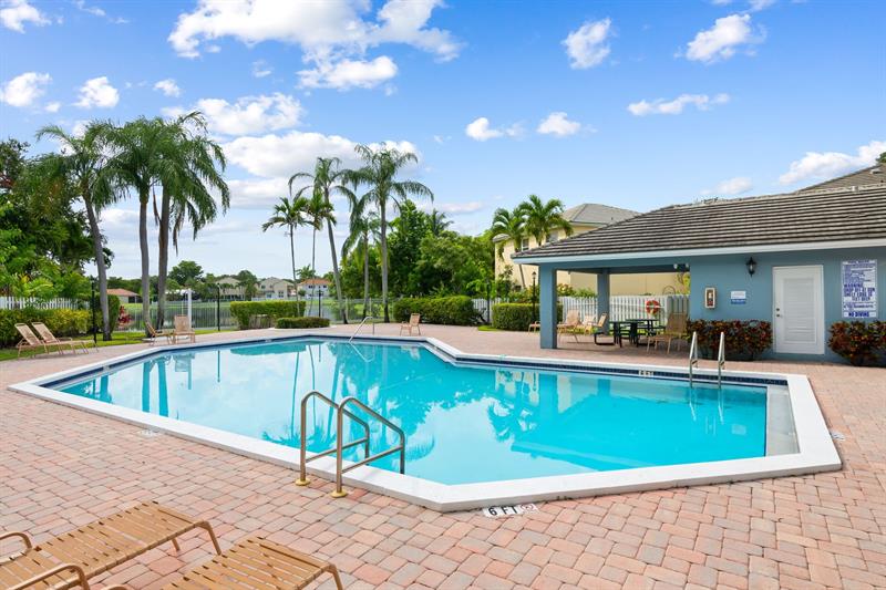 Image 23 of 24 For 9953 9th Ct  