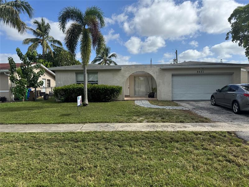 Image 6 of 29 For 9651 Sunset Strip