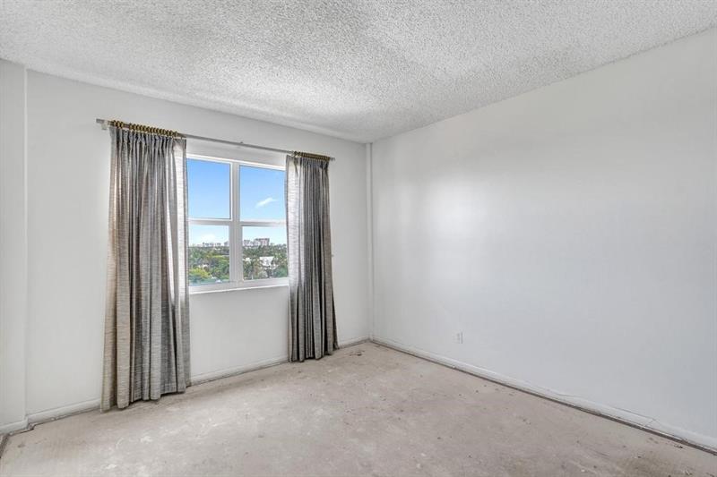 Image 12 of 12 For 2555 11th St  804