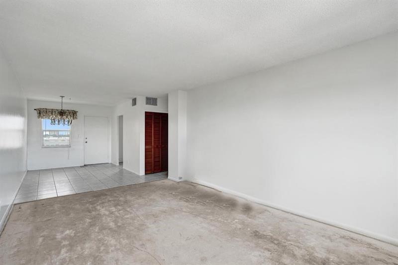 Image 8 of 12 For 2555 11th St  804