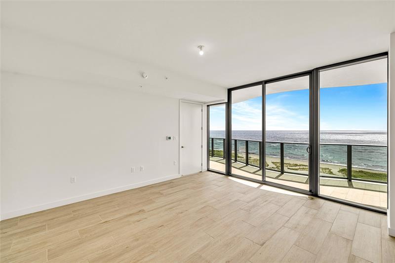 Image 14 of 59 For 900 Ocean Blvd  606