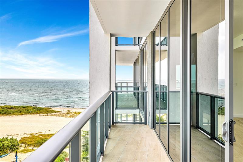 Image 27 of 59 For 900 Ocean Blvd  606