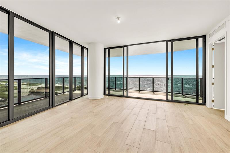 Image 5 of 59 For 900 Ocean Blvd  606
