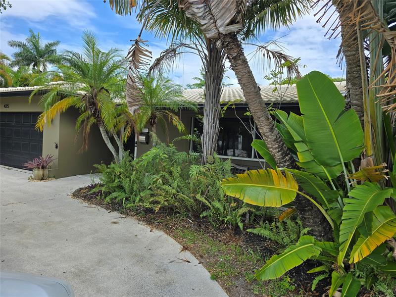 Image 4 of 29 For 425 24th St  