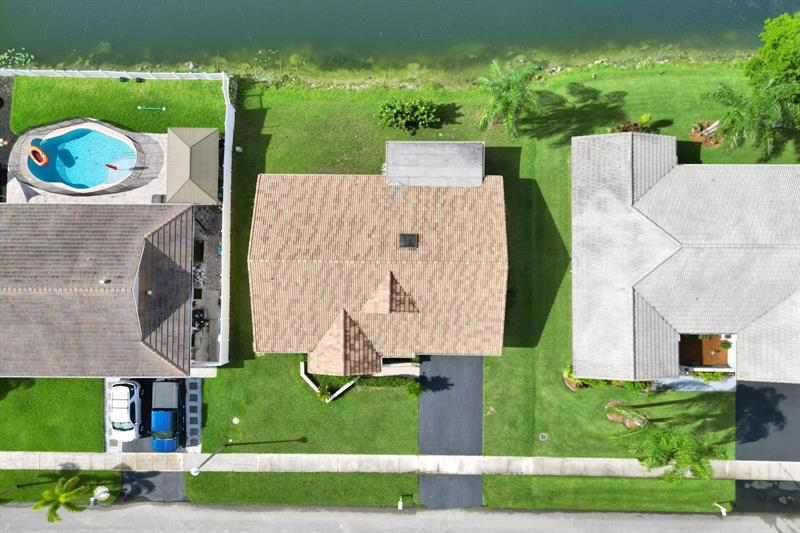 Image 6 of 36 For 7680 23rd St