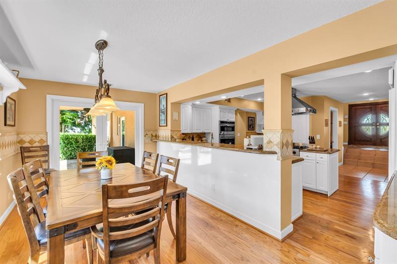 Image 11 of 48 For 11141 26th Dr