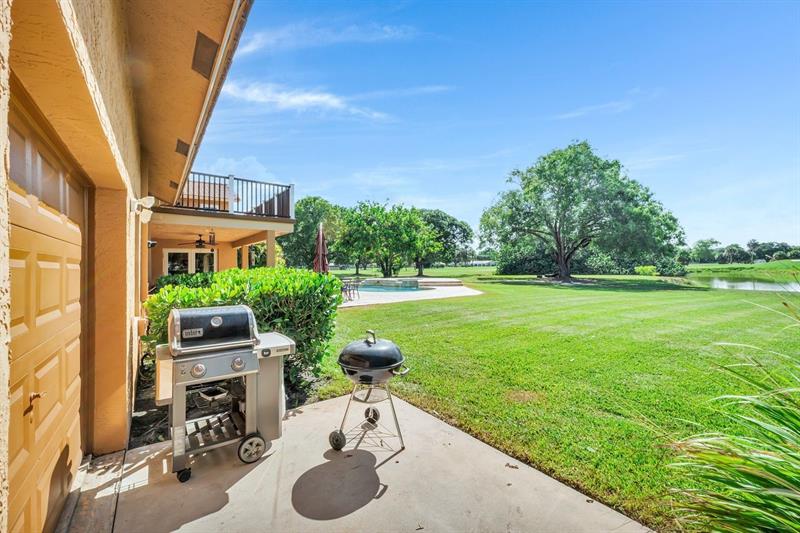 Image 45 of 48 For 11141 26th Dr