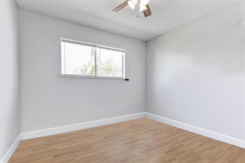 Image 11 of 15 For 8610 Sherman Cir  103