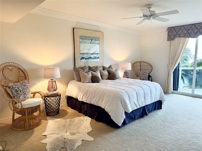 Image 13 of 22 For 3200 Ocean Blvd  707