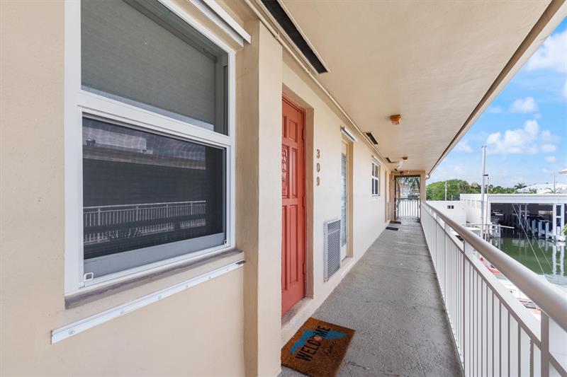 Image 12 of 19 For 1510 15th St  309