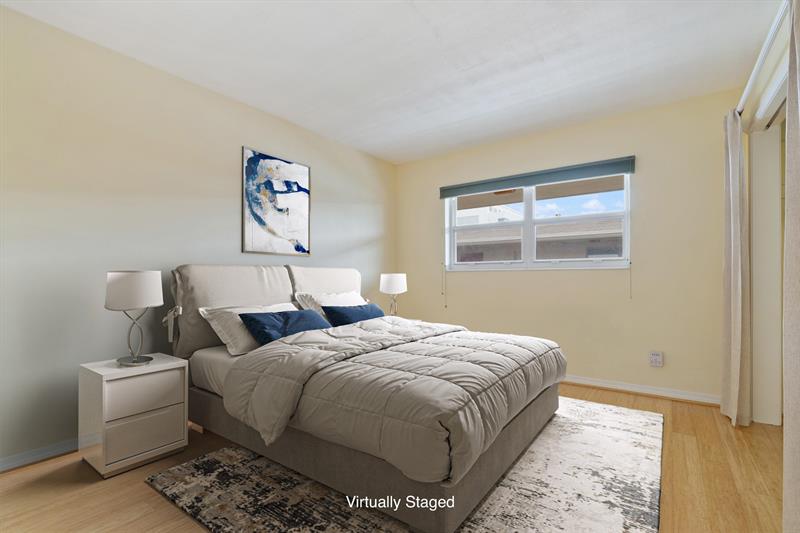 Image 4 of 19 For 1510 15th St  309