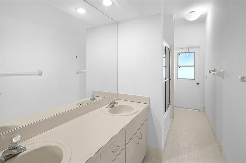 Image 33 of 34 For 1541 101st Ave