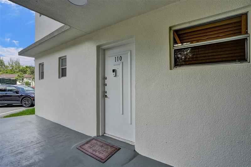 Details for 4235 University Dr  110, Sunrise, FL 33351