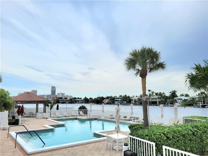 Image 28 of 29 For 20281 Country Club Dr.  503