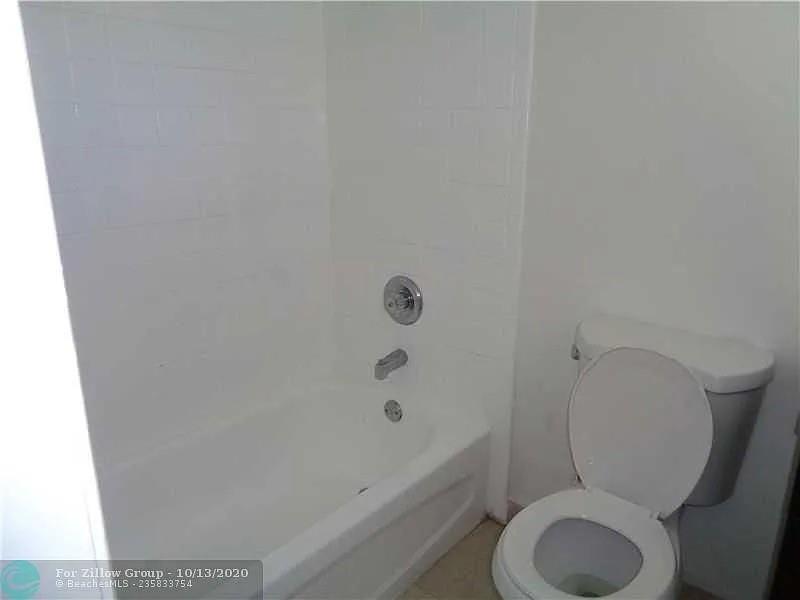 Image 4 of 5 For 101 41st St  H123