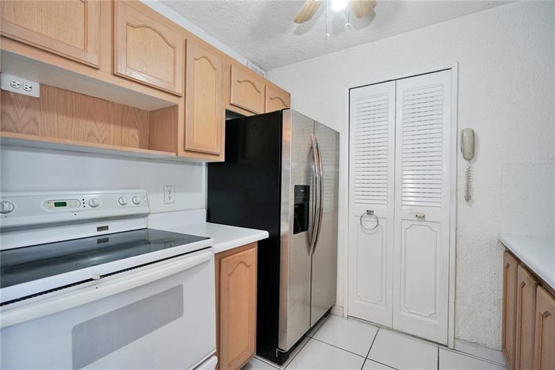 Image 4 of 21 For 111 Briny Ave  906