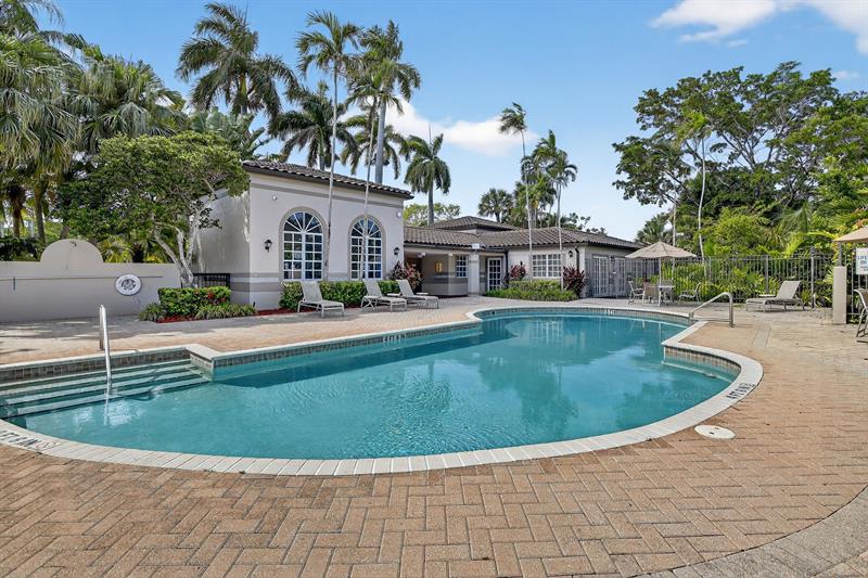 Image 28 of 41 For 9953 Nob Hill Ct  9953