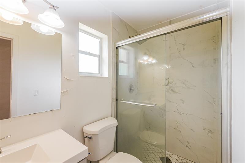 Image 7 of 15 For 730 18th St  