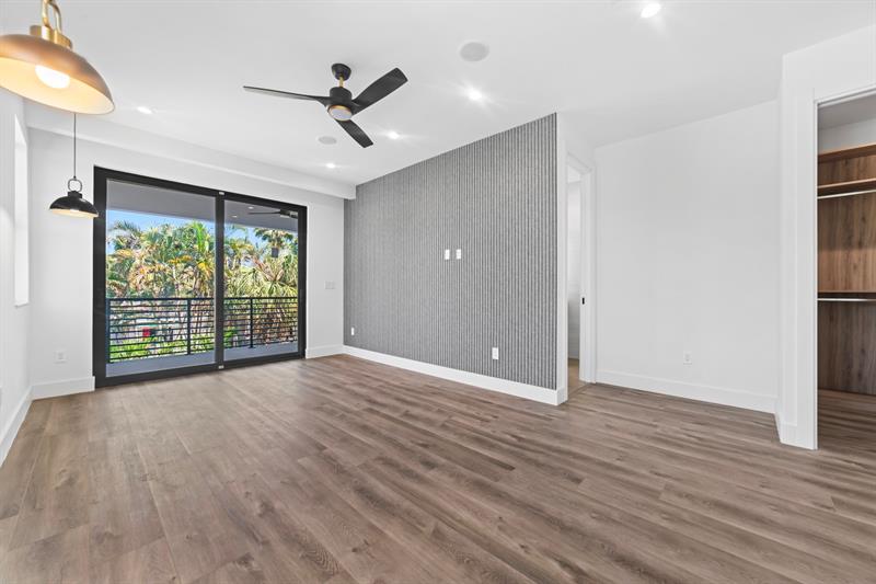 Image 15 of 21 For 1314 13th Ave  B