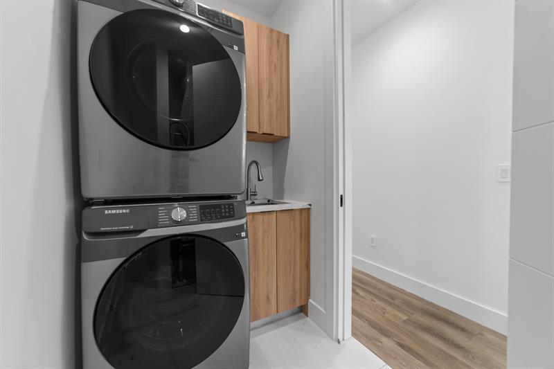 Image 18 of 21 For 1314 13th Ave  B