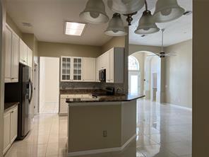 Image 11 of 31 For 11037 Creighton Dr