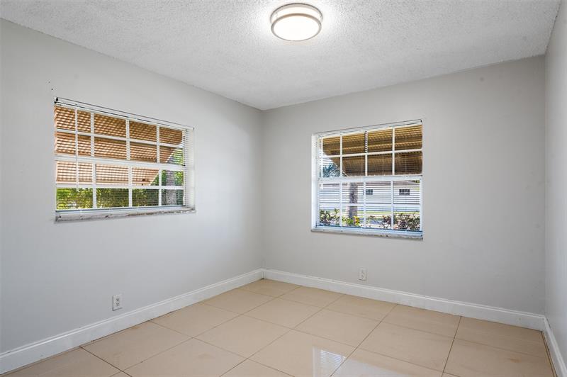 Image 7 of 27 For 6719 Boulevard Of Champions