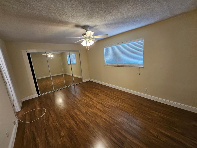 Image 10 of 13 For 6500 41st St  6500