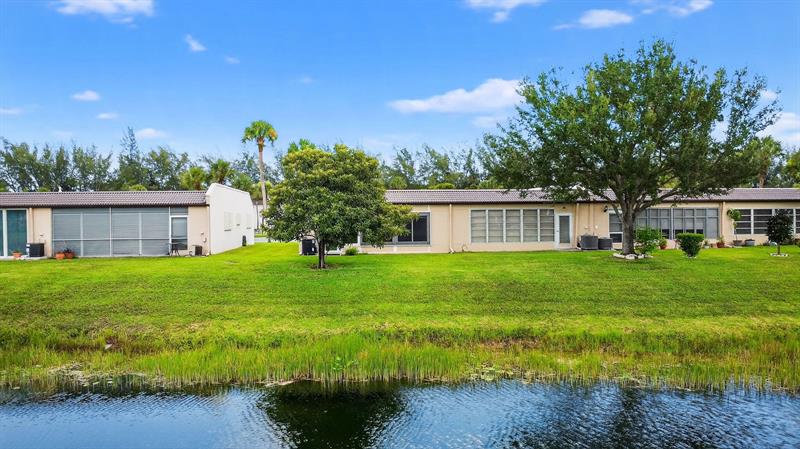 Image 42 of 45 For 121 Lake Meryl Drive