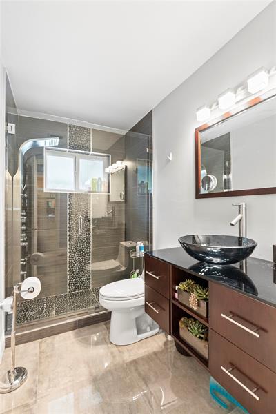 Image 15 of 54 For 2501 8th Ave