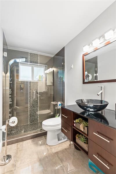 Image 16 of 54 For 2501 8th Ave