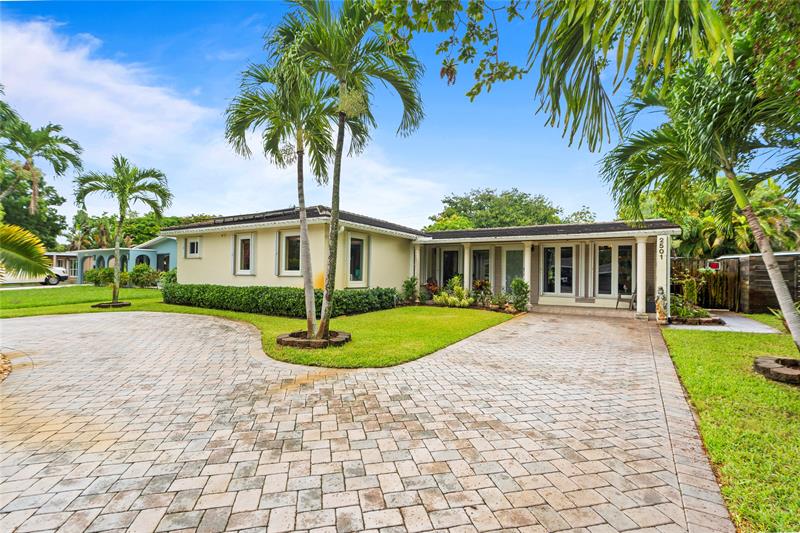 Image 4 of 54 For 2501 8th Ave