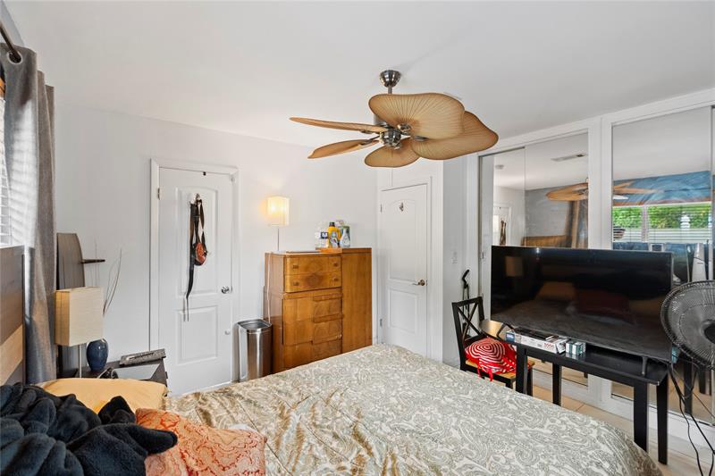 Image 46 of 54 For 2501 8th Ave