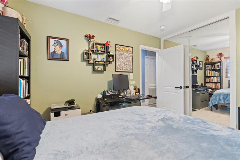 Image 49 of 54 For 2501 8th Ave