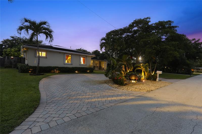 Image 52 of 54 For 2501 8th Ave