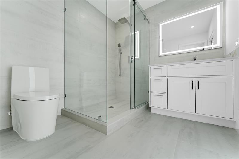 Image 20 of 39 For 699 70th St  