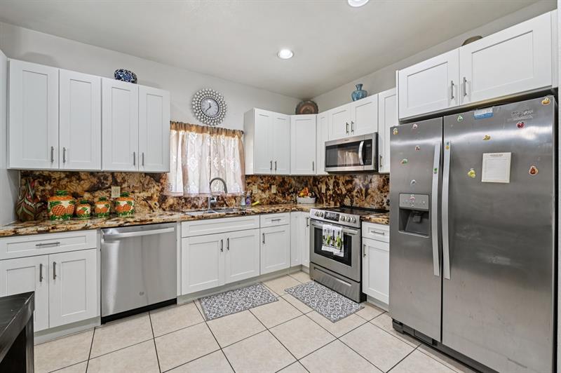 Image 13 of 26 For 2921 33rd Ter  2921