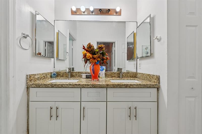 Image 17 of 26 For 2921 33rd Ter  2921