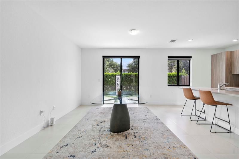 Image 14 of 41 For 13659 157th Ct  13659