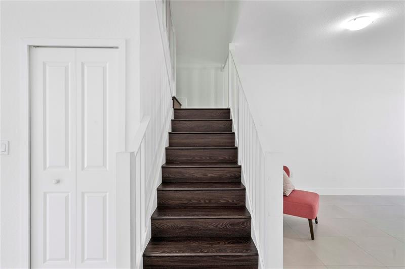 Image 25 of 41 For 13659 157th Ct  13659