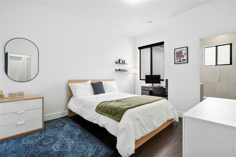 Image 34 of 41 For 13659 157th Ct  13659