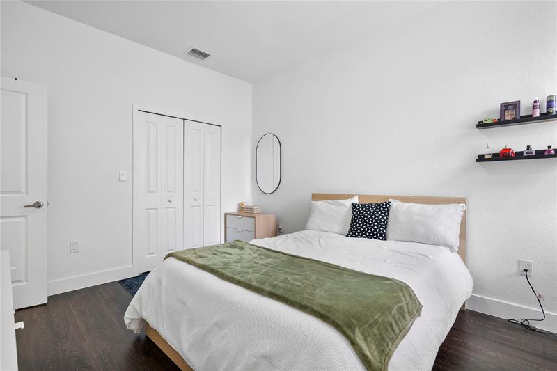 Image 35 of 41 For 13659 157th Ct  13659