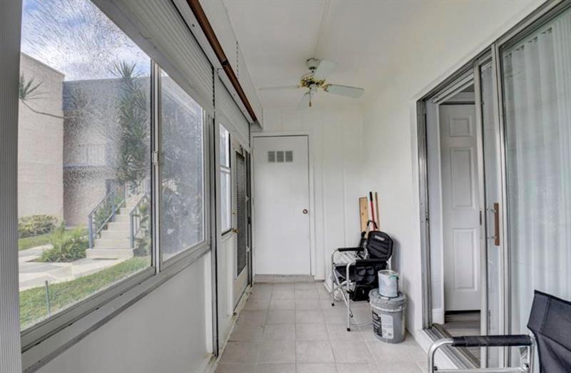 Image 22 of 34 For 163 Flanders D  163